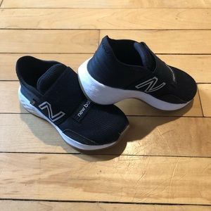 New balance Roav Sneaker toddler size 7